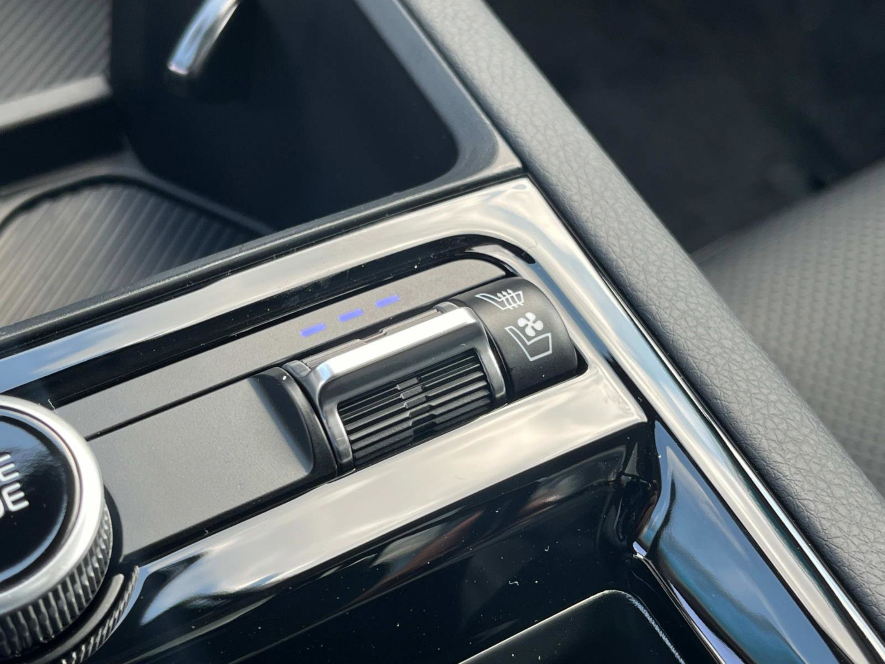 New 2025 Kia K5 EX FWD image 32