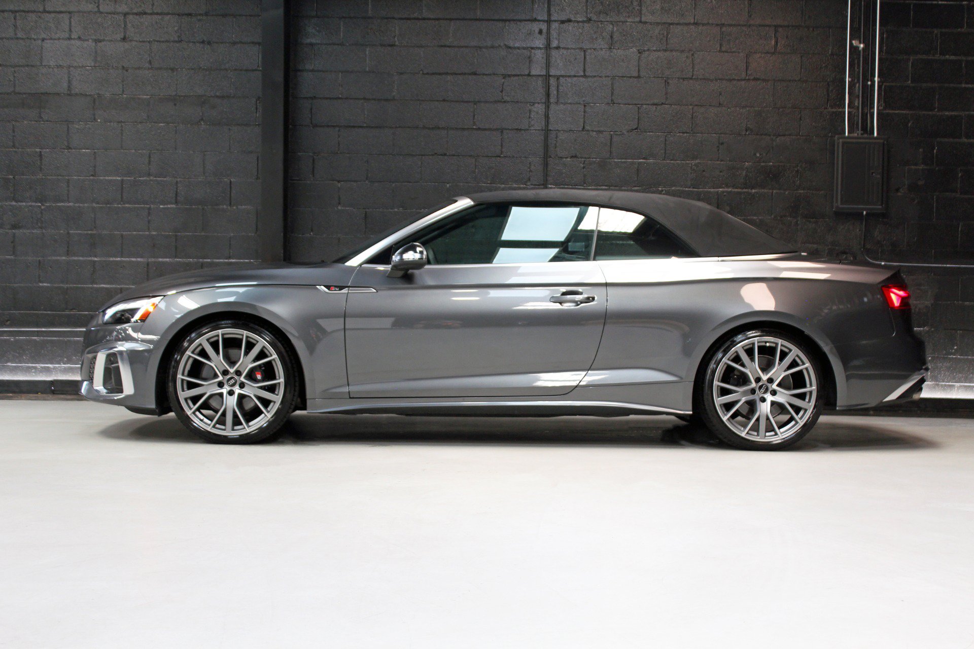 Used 2024 Audi S5 Prestige AWD/4WD image 3