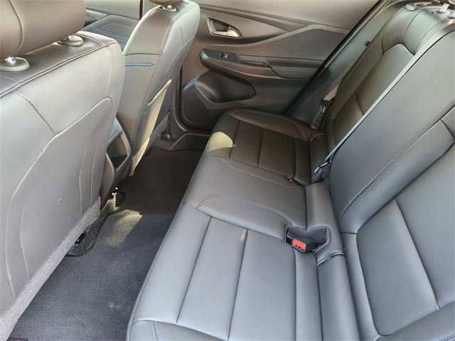 Used 2024 Buick Envista Sport Touring w/ Experience Buick Package image 30