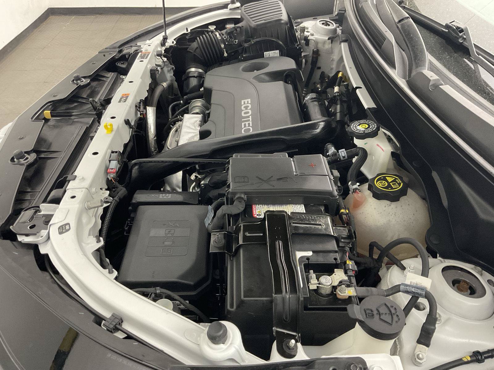 Used 2022 Chevrolet Equinox Premier AWD/4WD image 21