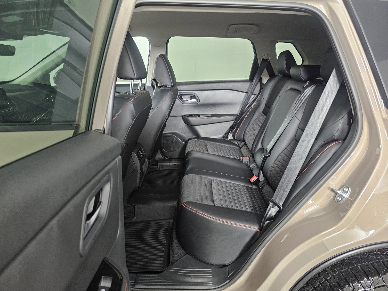 New 2026 Nissan Rogue SV image 21