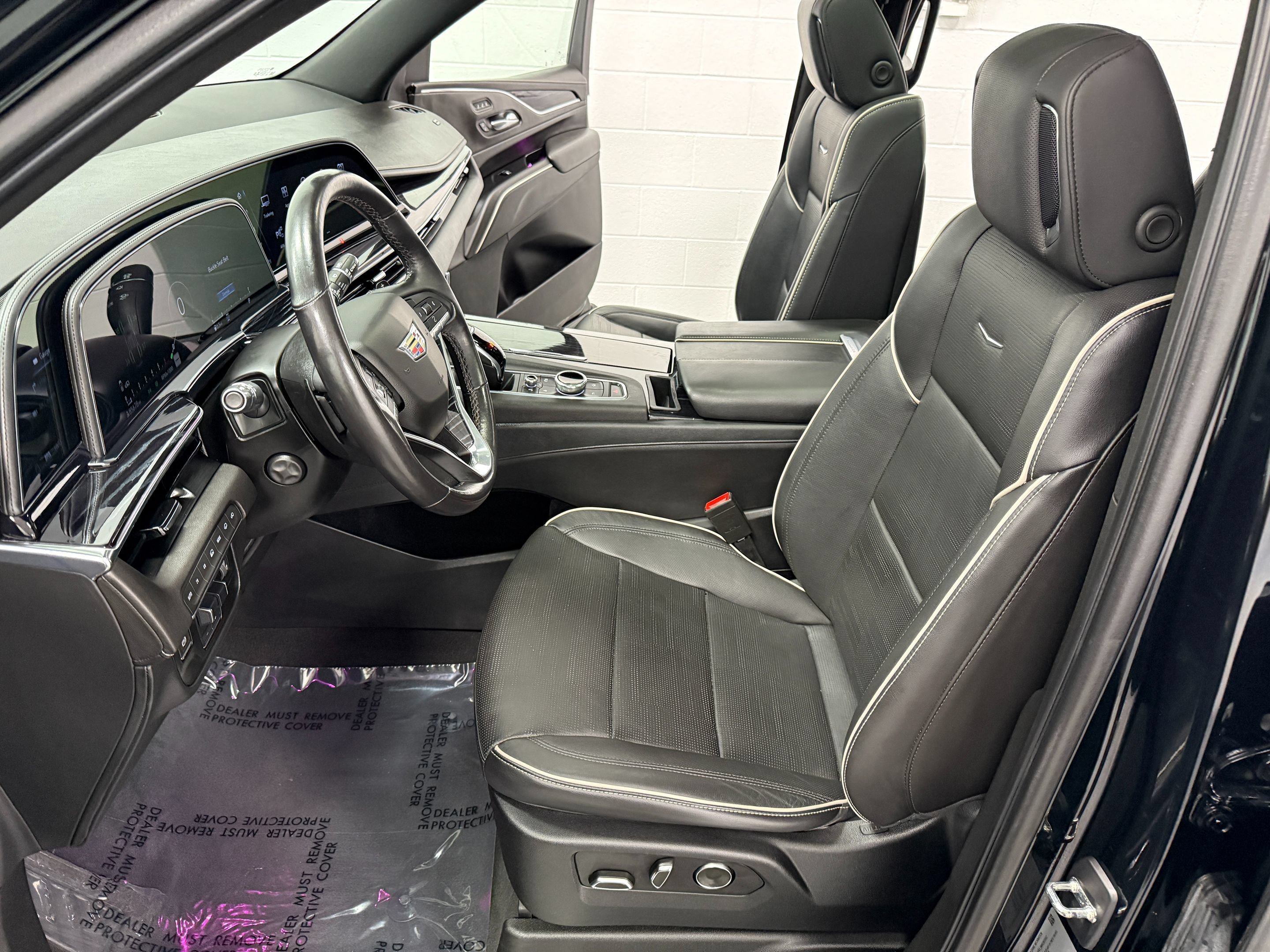 Used 2021 Cadillac Escalade Sport w/ Driver Assist Tech Package AWD/4WD image 15