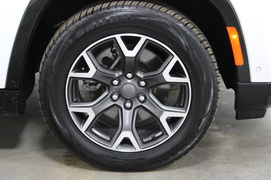 Used 2024 Jeep Wagoneer Series III image 12