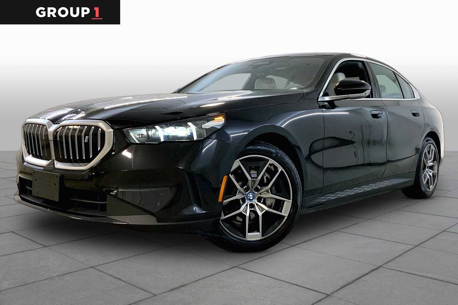 Used 2025 BMW i5 xDrive40 w/ Premium Package AWD/4WD video 1
