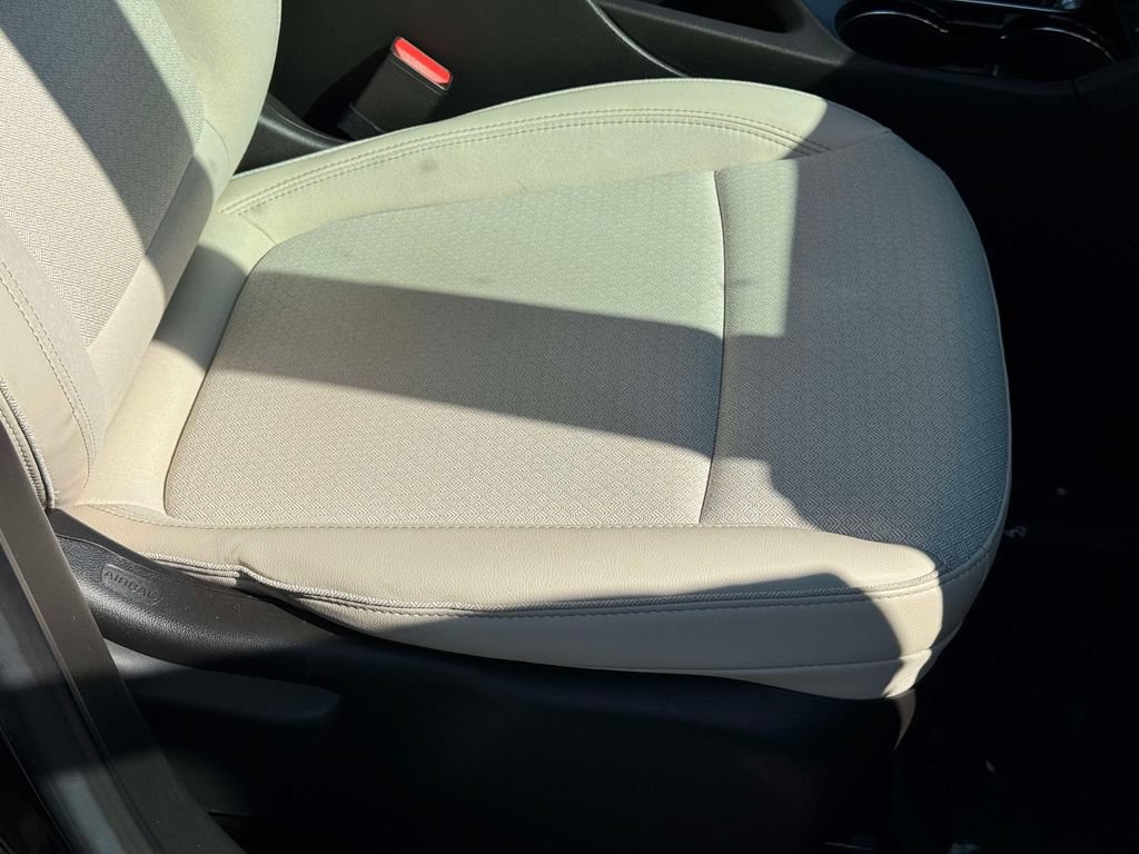 Used 2024 Buick Encore GX Preferred FWD image 15