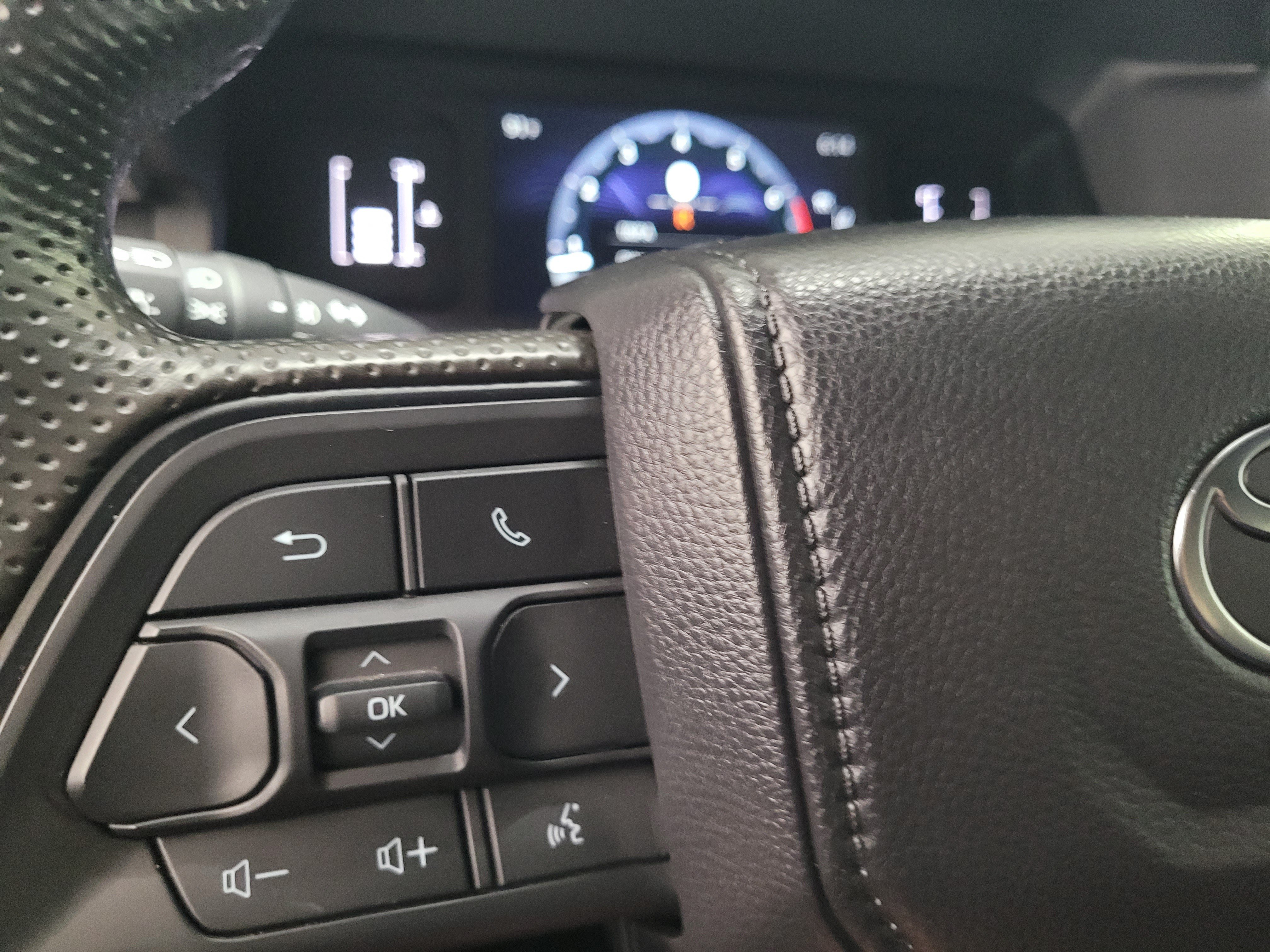 Certified 2025 Toyota Tacoma SR5 RWD image 23