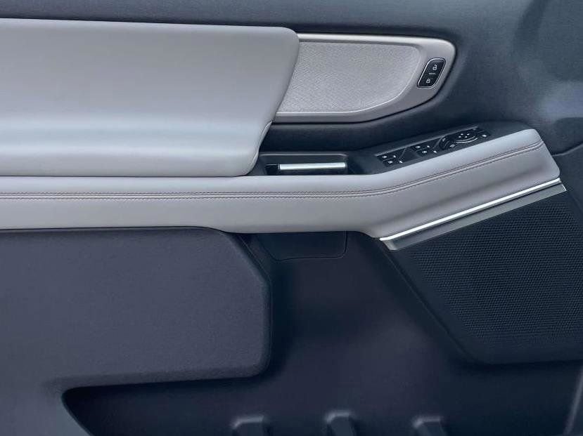 New 2025 Ford Expedition Max Active image 15