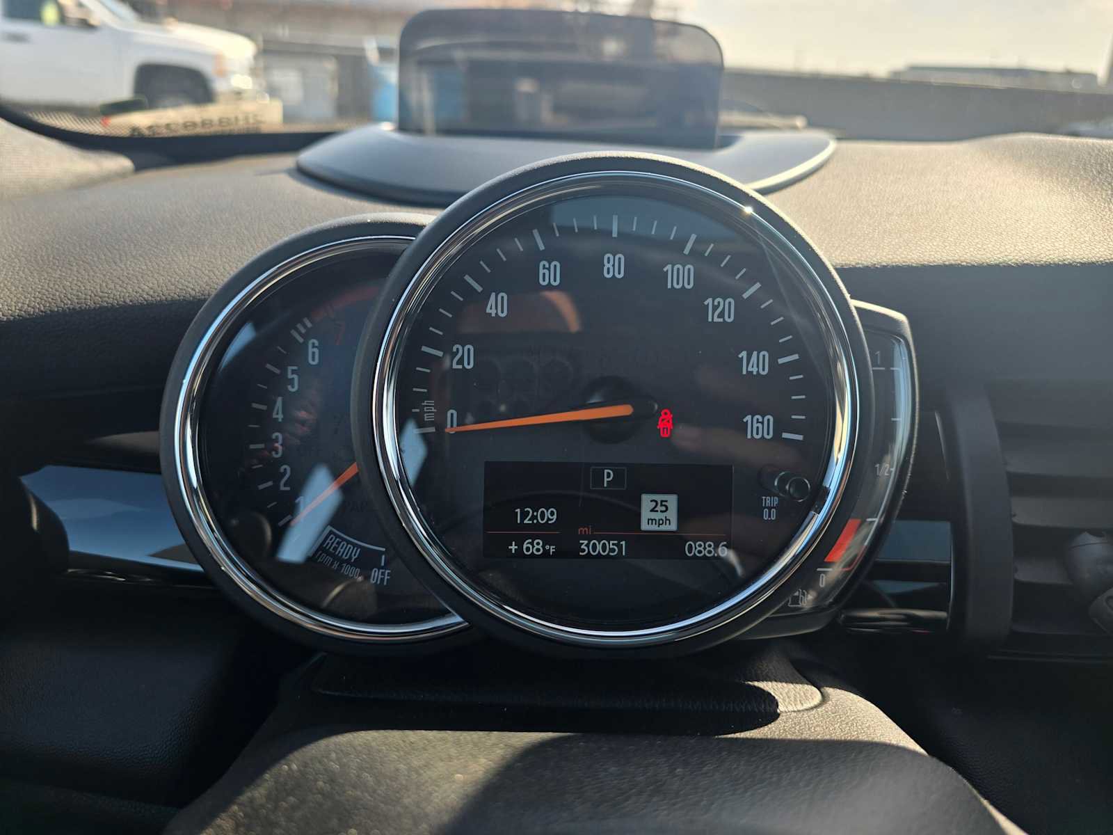 Used 2019 MINI Cooper S w/ Premium Package image 26