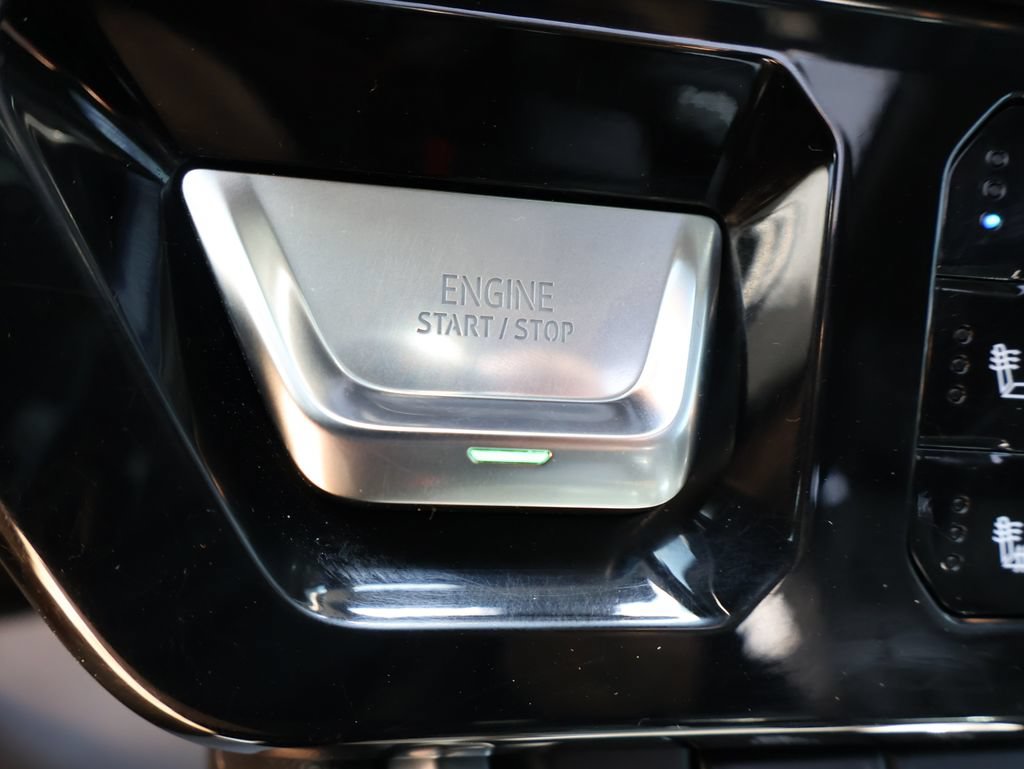 Used 2024 GMC Sierra 2500 Denali w/ Denali Reserve Package AWD/4WD image 23