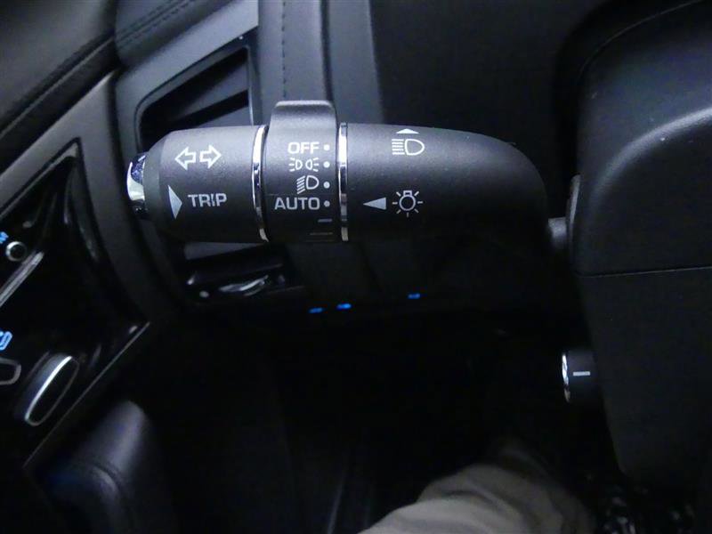 Used 2017 Jaguar F-TYPE R image 20