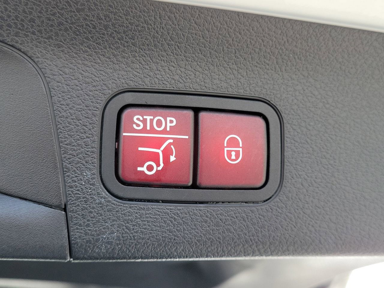 Certified 2023 Mercedes-Benz GLS 450 GLS 450 image 10