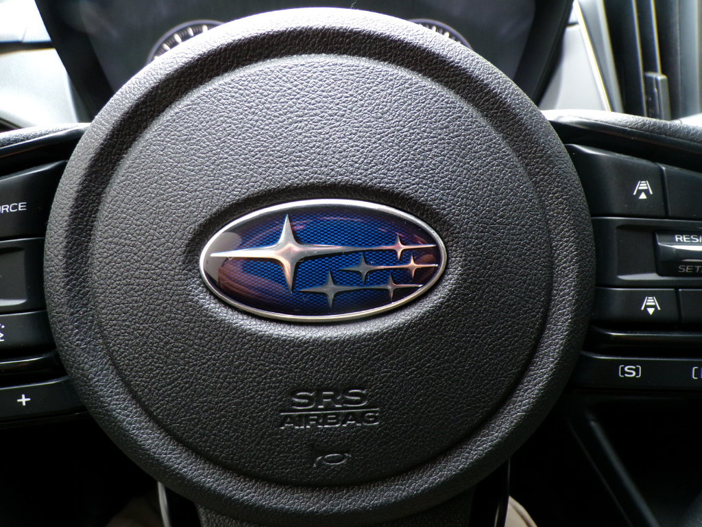 Used 2024 Subaru Crosstrek 2.0i Premium AWD/4WD image 32