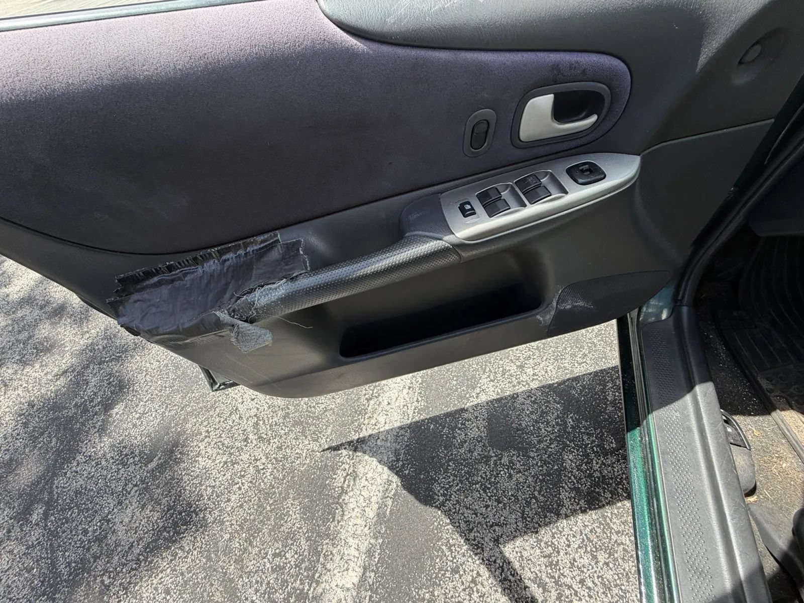 Used 2003 MAZDA Protege FWD image 17