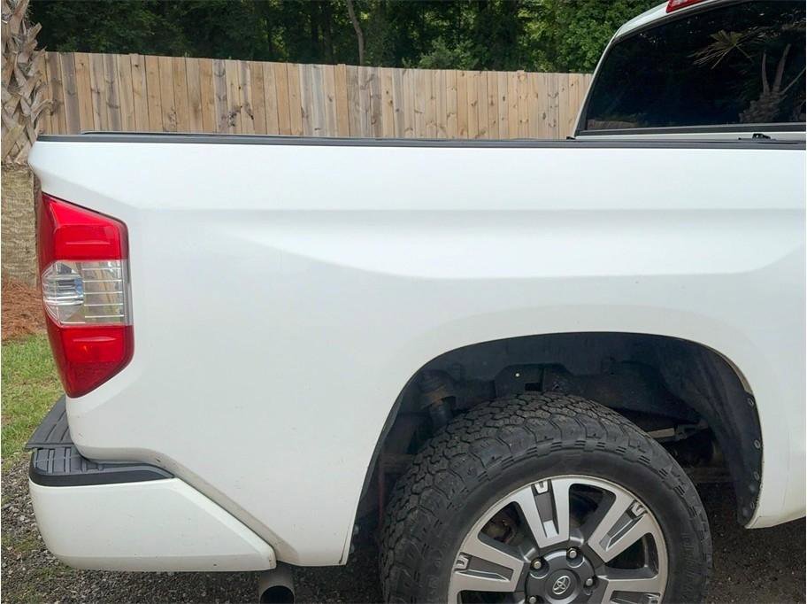 Used 2018 Toyota Tundra Platinum AWD/4WD image 10