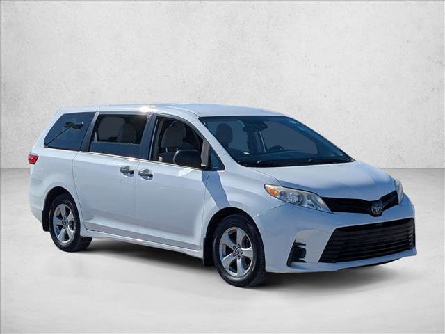 Used 2020 Toyota Sienna L image 3
