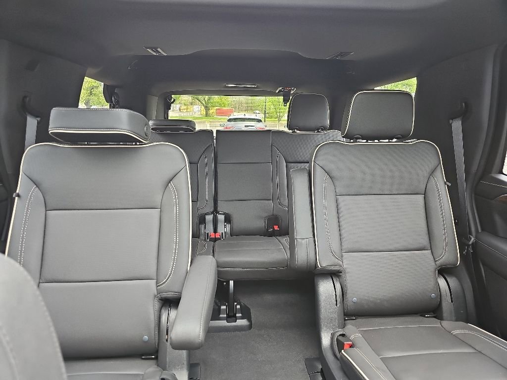 Used 2023 Chevrolet Tahoe Premier AWD/4WD image 7