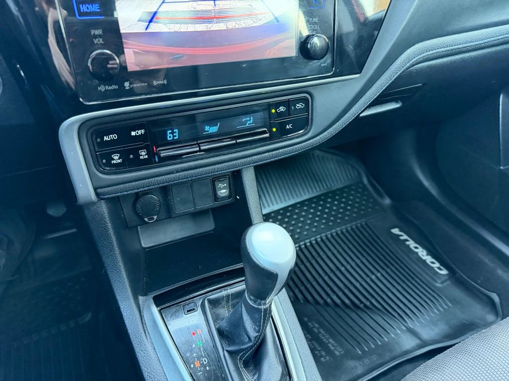 Used 2017 Toyota Corolla SE w/ SE Premium Package image 23