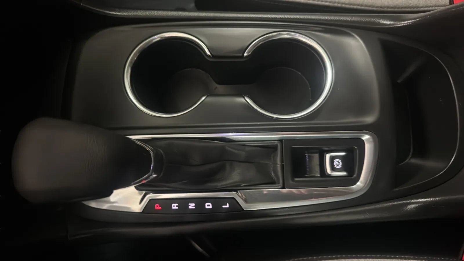 Used 2022 Chevrolet Equinox LS w/ LS Convenience Package FWD image 12