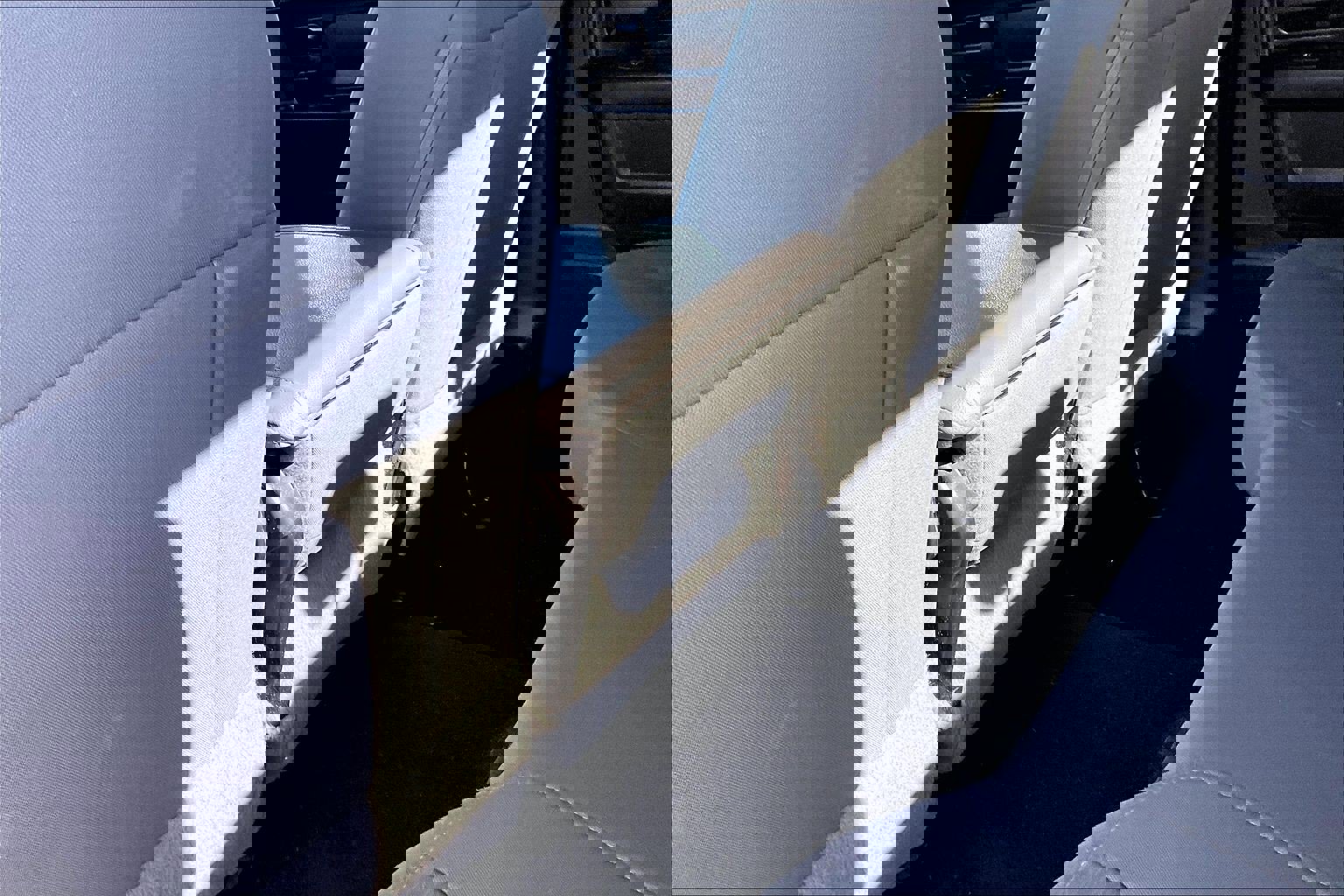 Used 2018 RAM 1500 Express RWD image 11