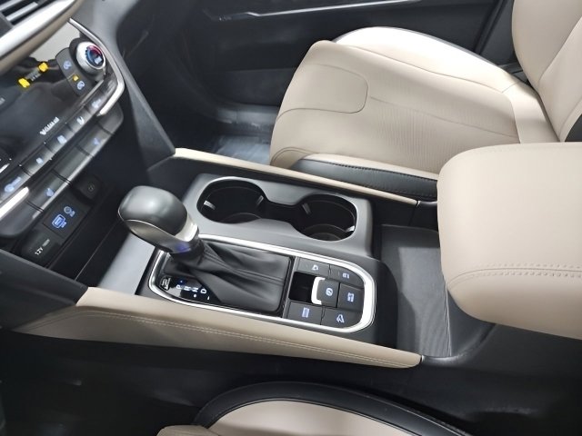 Used 2019 Hyundai Santa Fe Limited AWD/4WD image 33