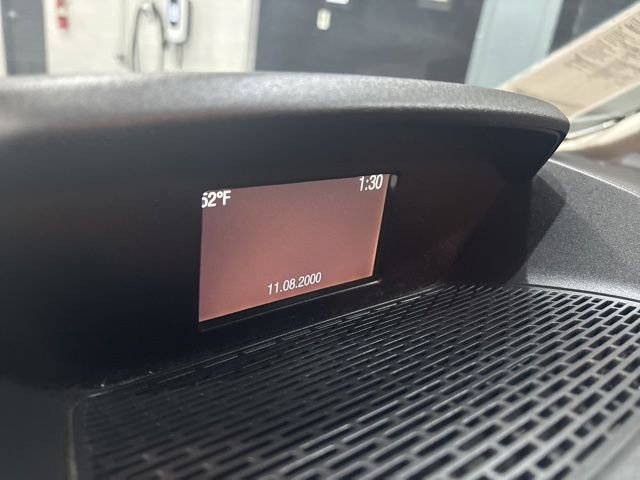 Used 2018 Ford Transit 150 XLT image 23