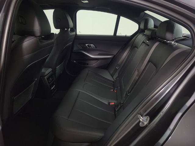 Used 2020 BMW 330i xDrive Sedan w/ Premium Package AWD/4WD image 13