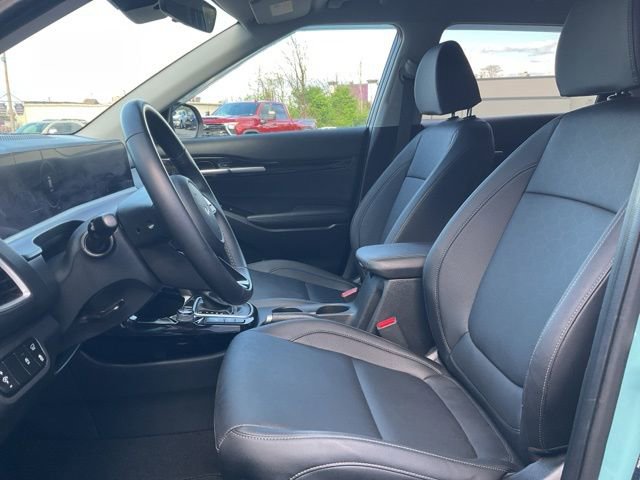 Used 2026 Kia Seltos EX image 2