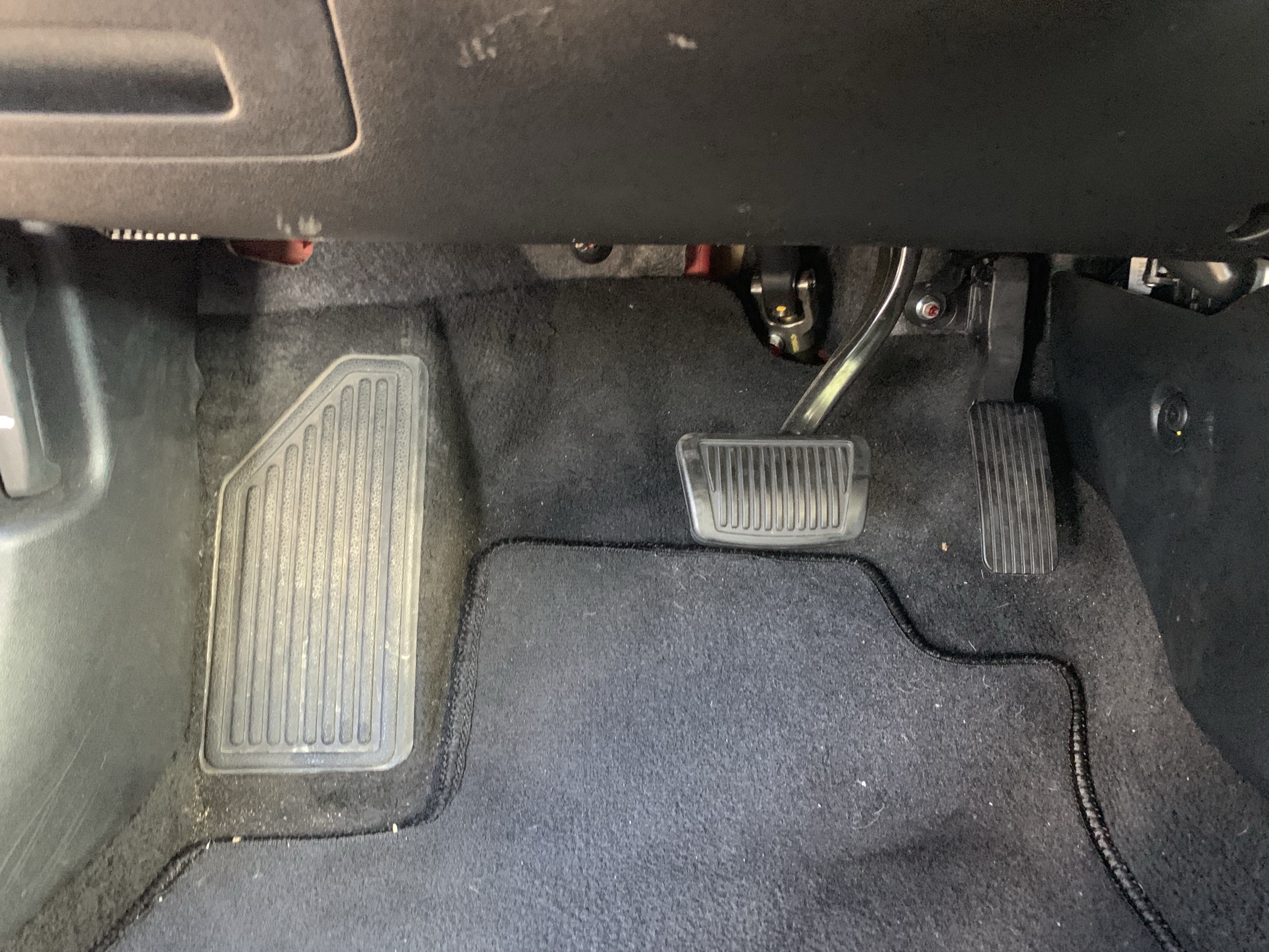 Used 2024 Hyundai Elantra SEL FWD image 17