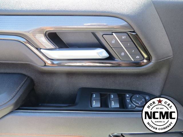 Used 2025 GMC Sierra 2500 AT4 AWD/4WD image 17