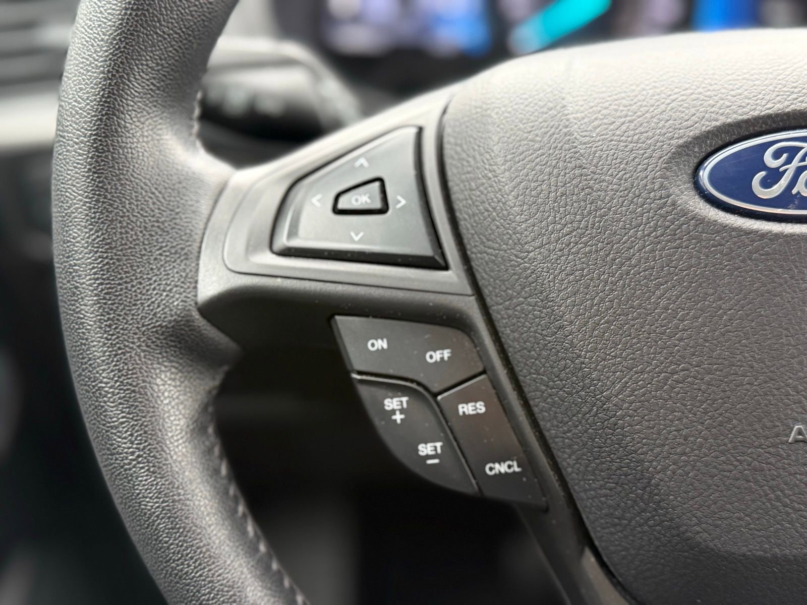 Used 2022 Ford Edge SEL image 20