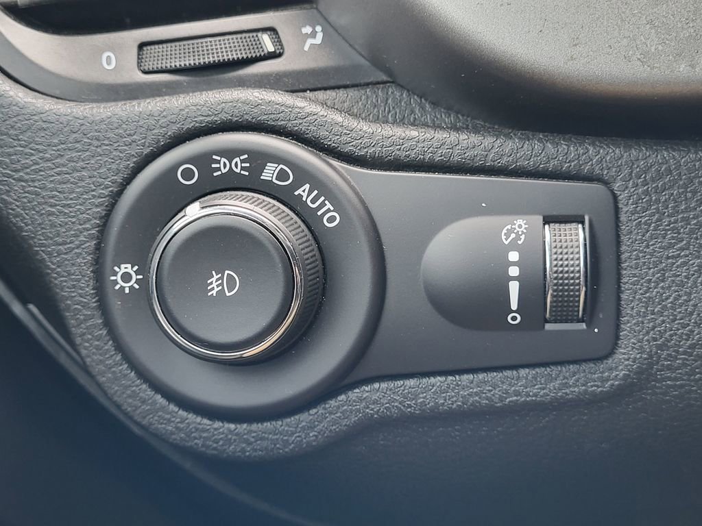 Used 2021 FIAT 500X Sport w/ Cold Weather Group image 21