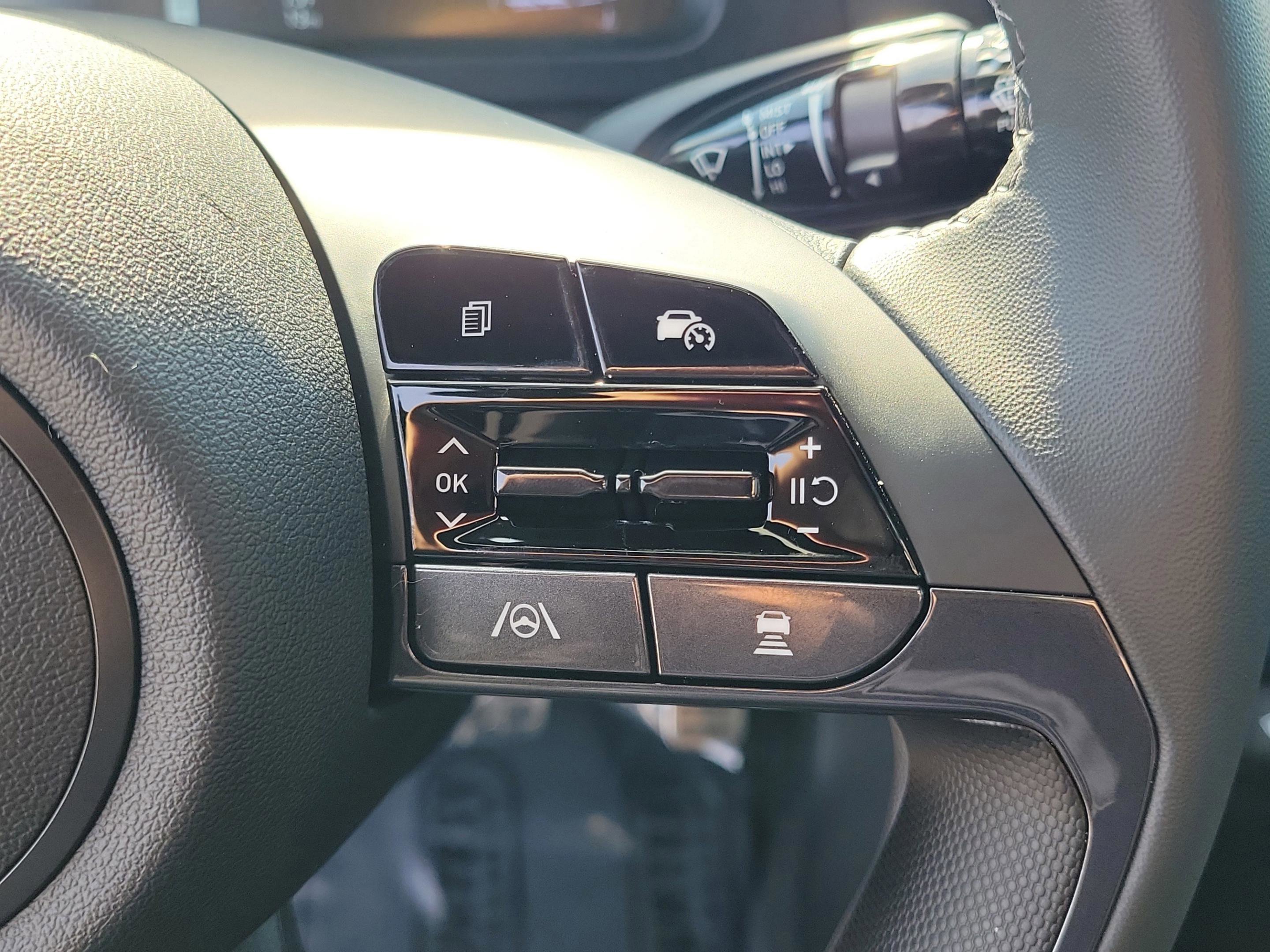 New 2026 Hyundai Elantra SEL Sport image 14