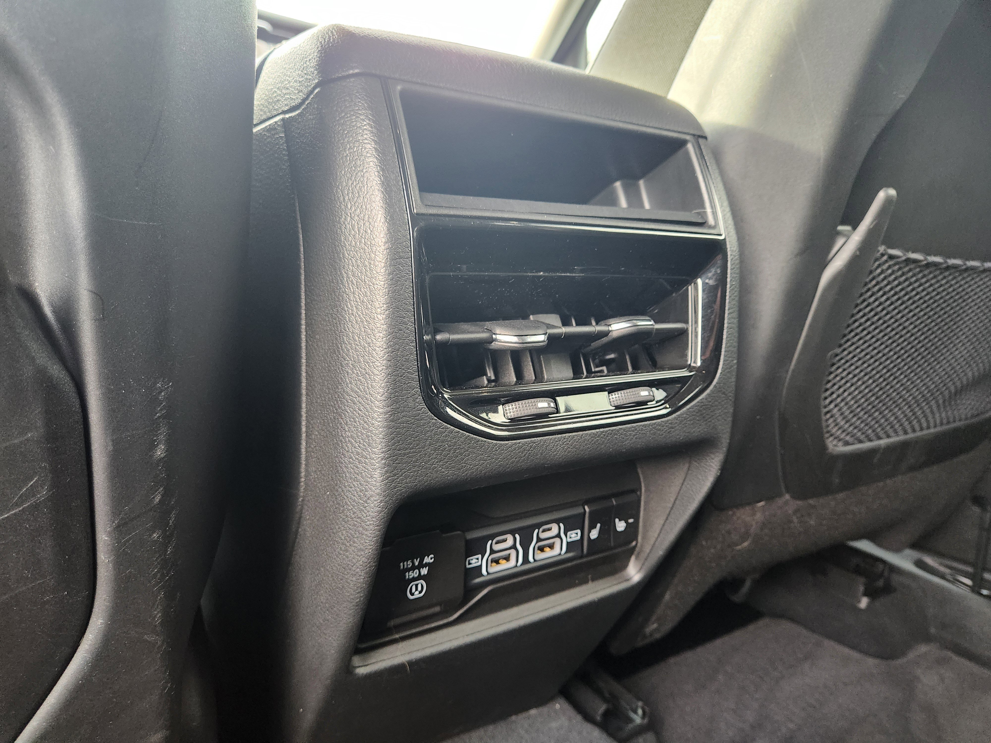 Used 2023 Jeep Grand Cherokee Limited w/ Trailer Tow Prep Group (B) image 17