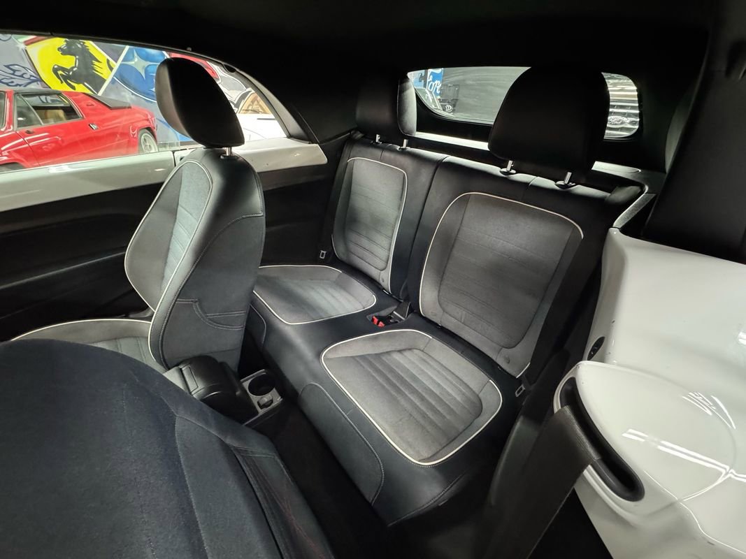 Used 2016 Volkswagen Beetle 1.8T Denim image 20