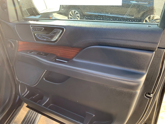 Certified 2024 Lincoln Navigator Reserve w/ Monochromatic Package image 15