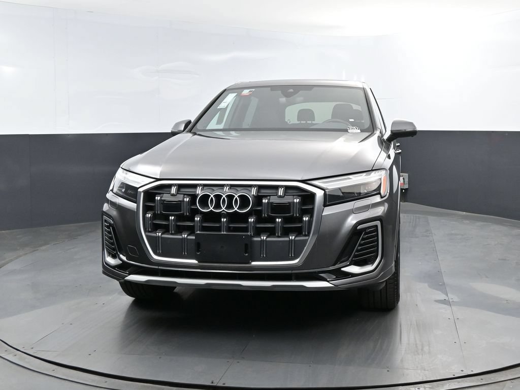 Used 2025 Audi Q7 2.0T Premium AWD/4WD image 3