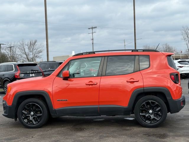 Used 2017 Jeep Renegade Latitude w/ Popular Equipment Group image 45