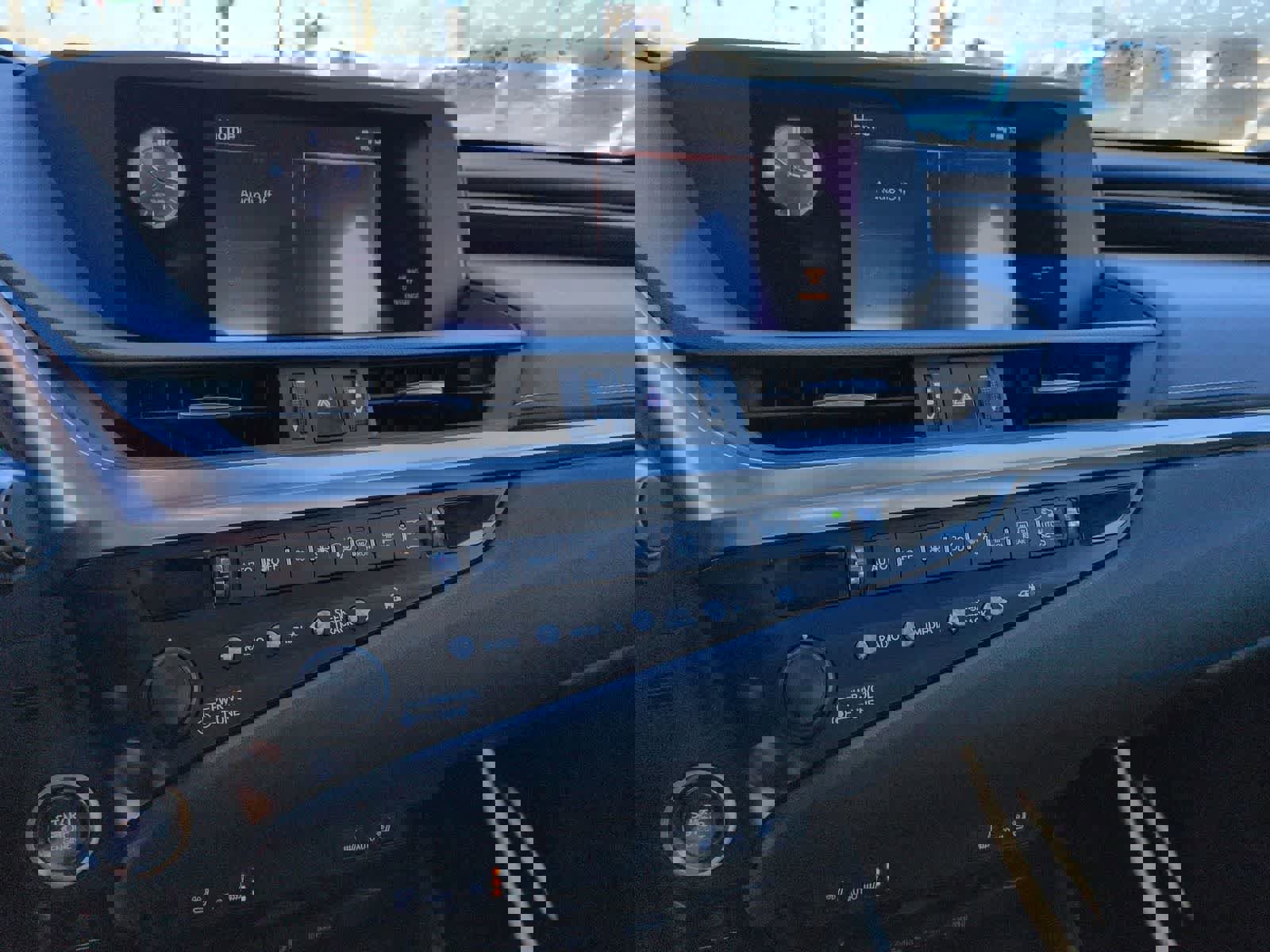 Used 2019 Lexus ES 350 image 25