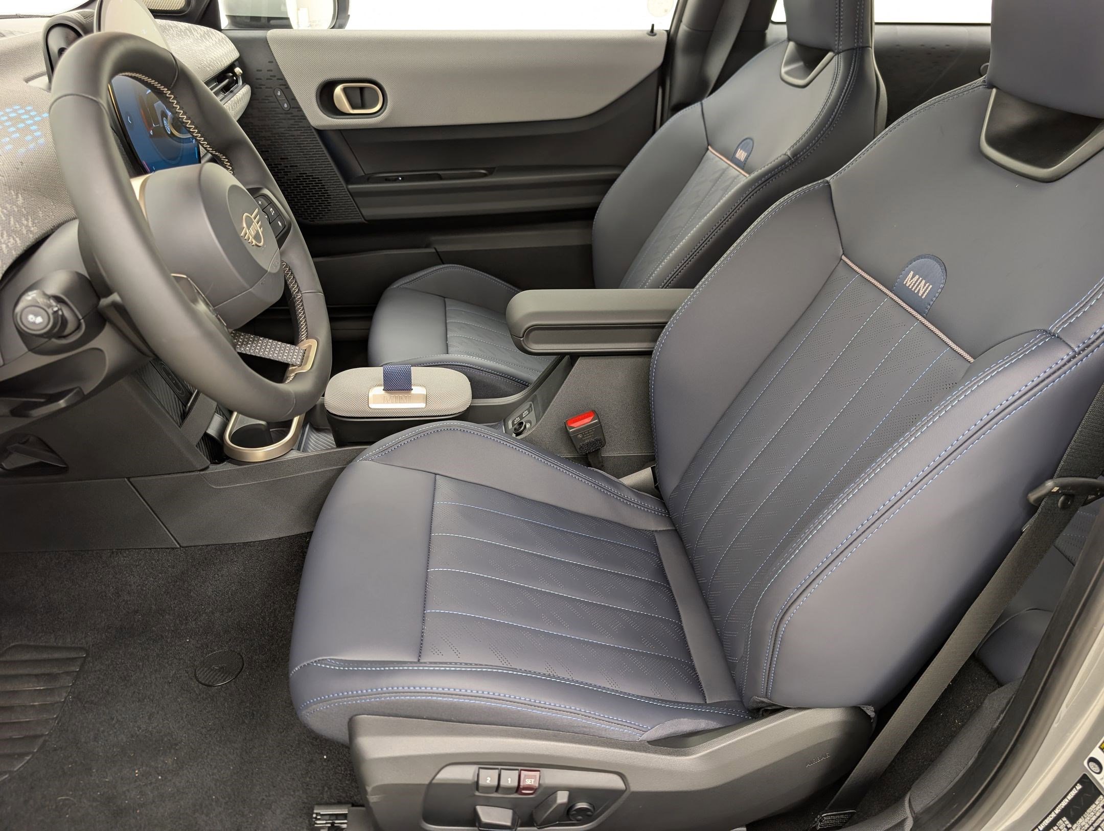 New 2026 MINI Cooper S image 5