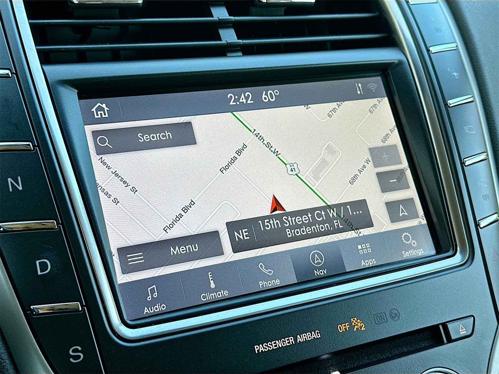 Used 2020 Lincoln Nautilus Reserve w/ Equipment Group 201A image 13