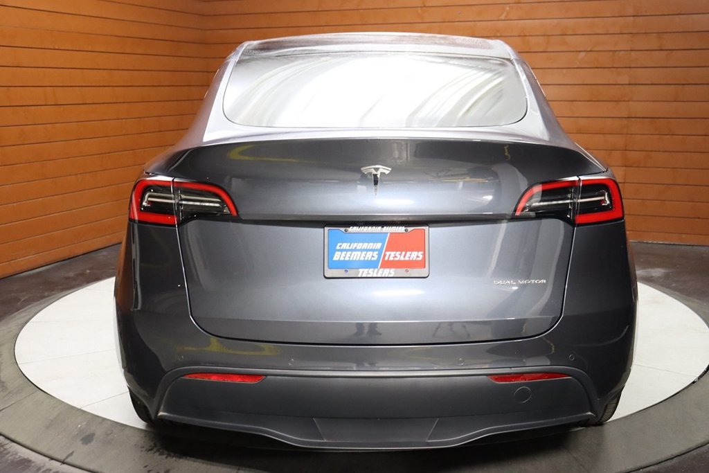 Used 2023 Tesla Model Y Long Range AWD/4WD image 11