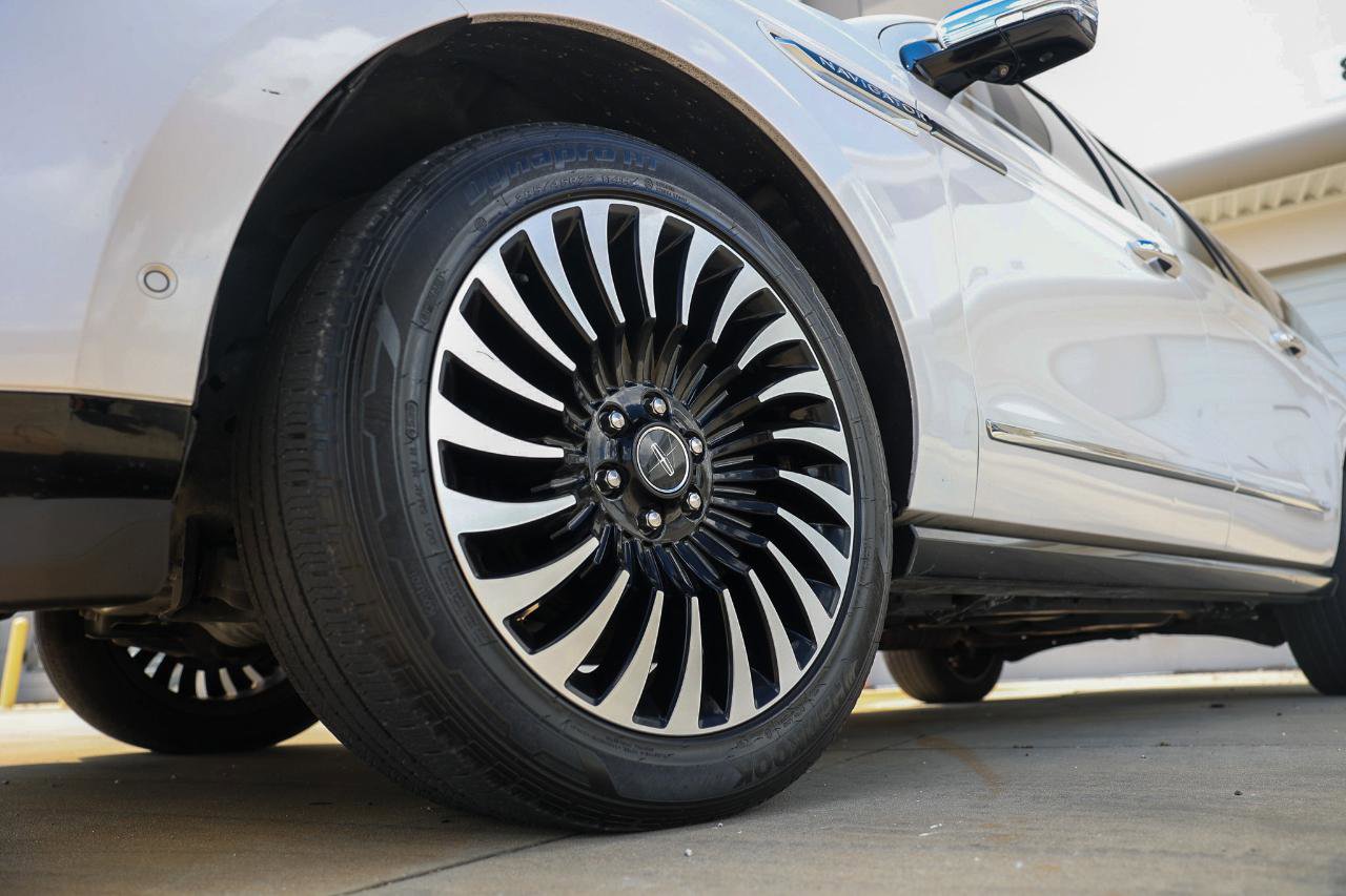 Used 2018 Lincoln Navigator L Black Label image 30