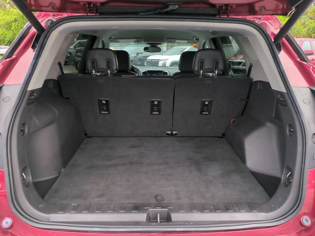 Used 2019 GMC Terrain SLT w/ Preferred Package FWD image 14