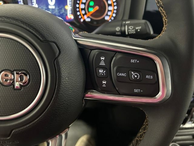 Used 2024 Jeep Wrangler Unlimited Sahara AWD/4WD image 25