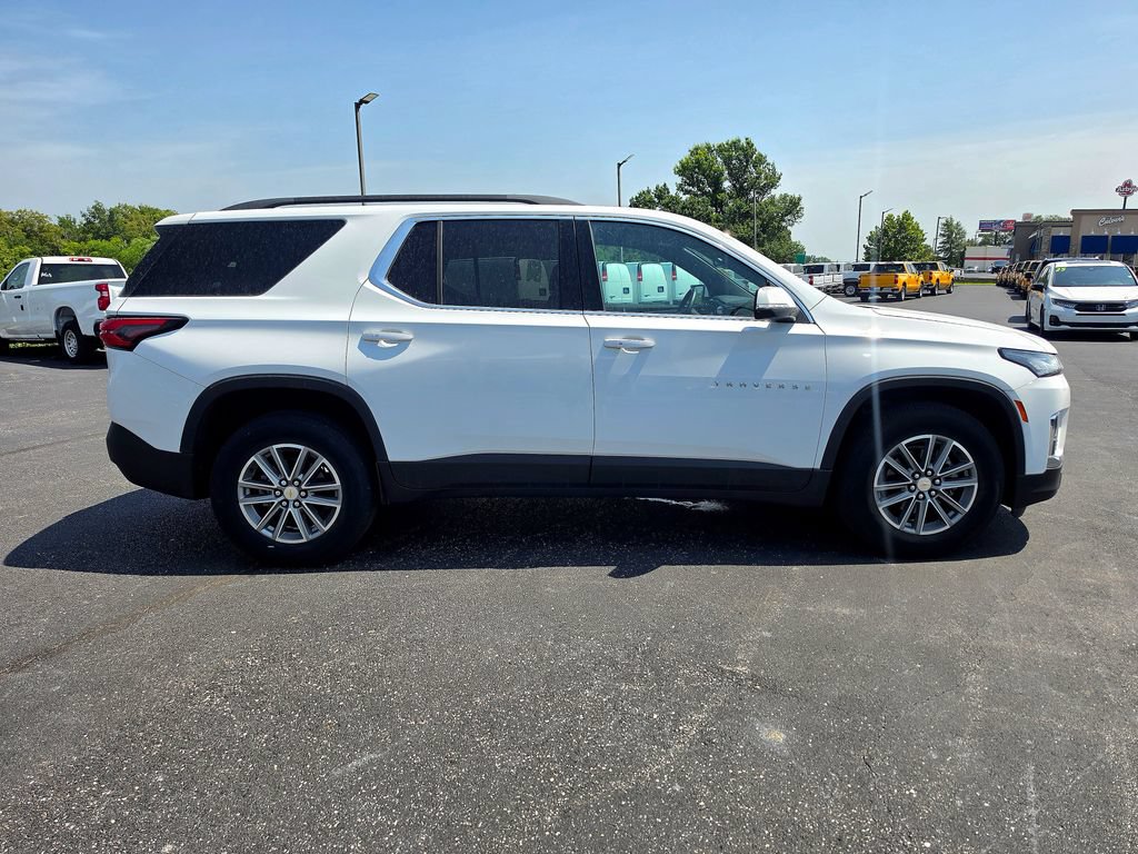 Used 2023 Chevrolet Traverse LT FWD image 14