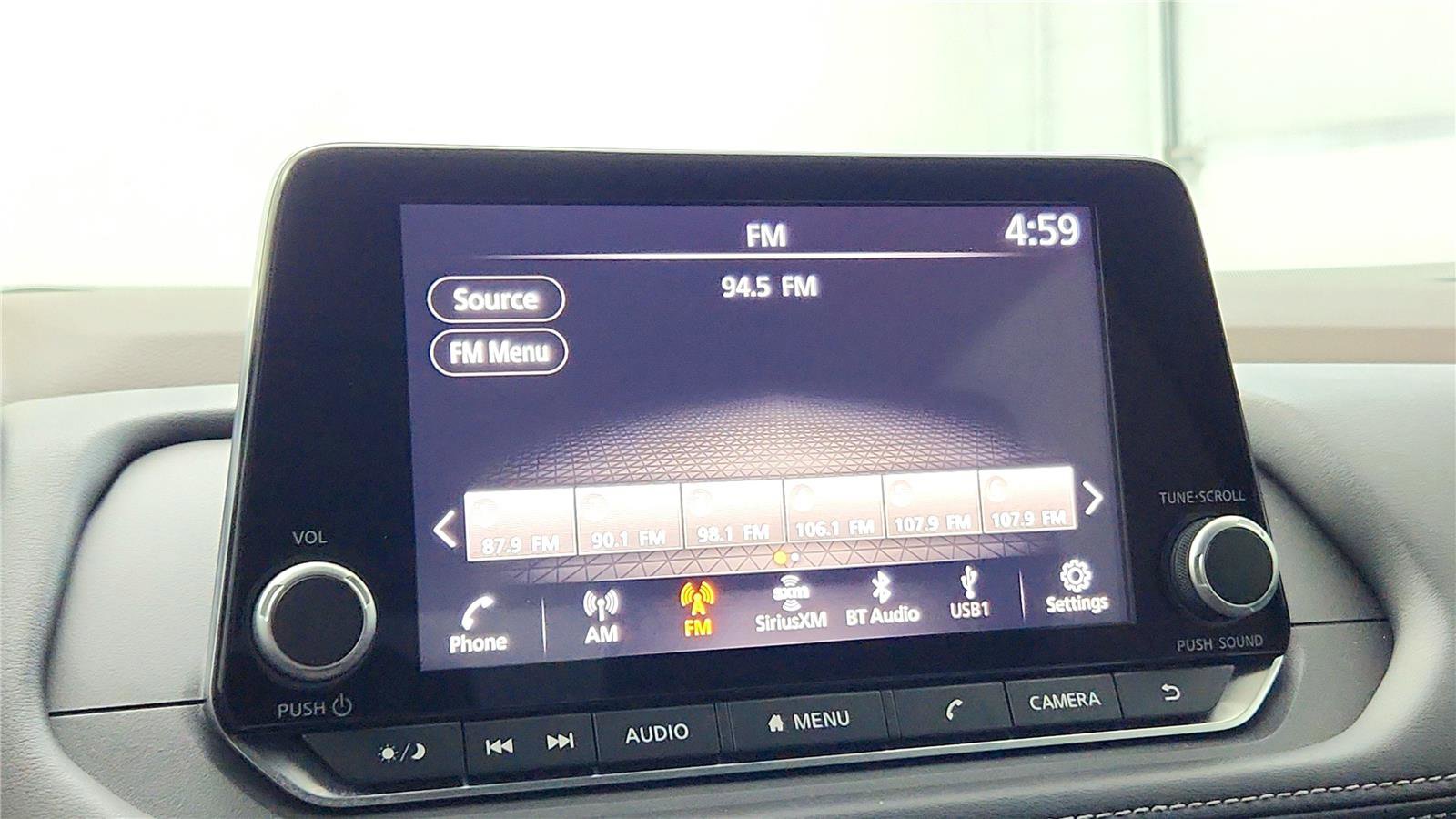 Used 2023 Nissan Rogue SV image 36