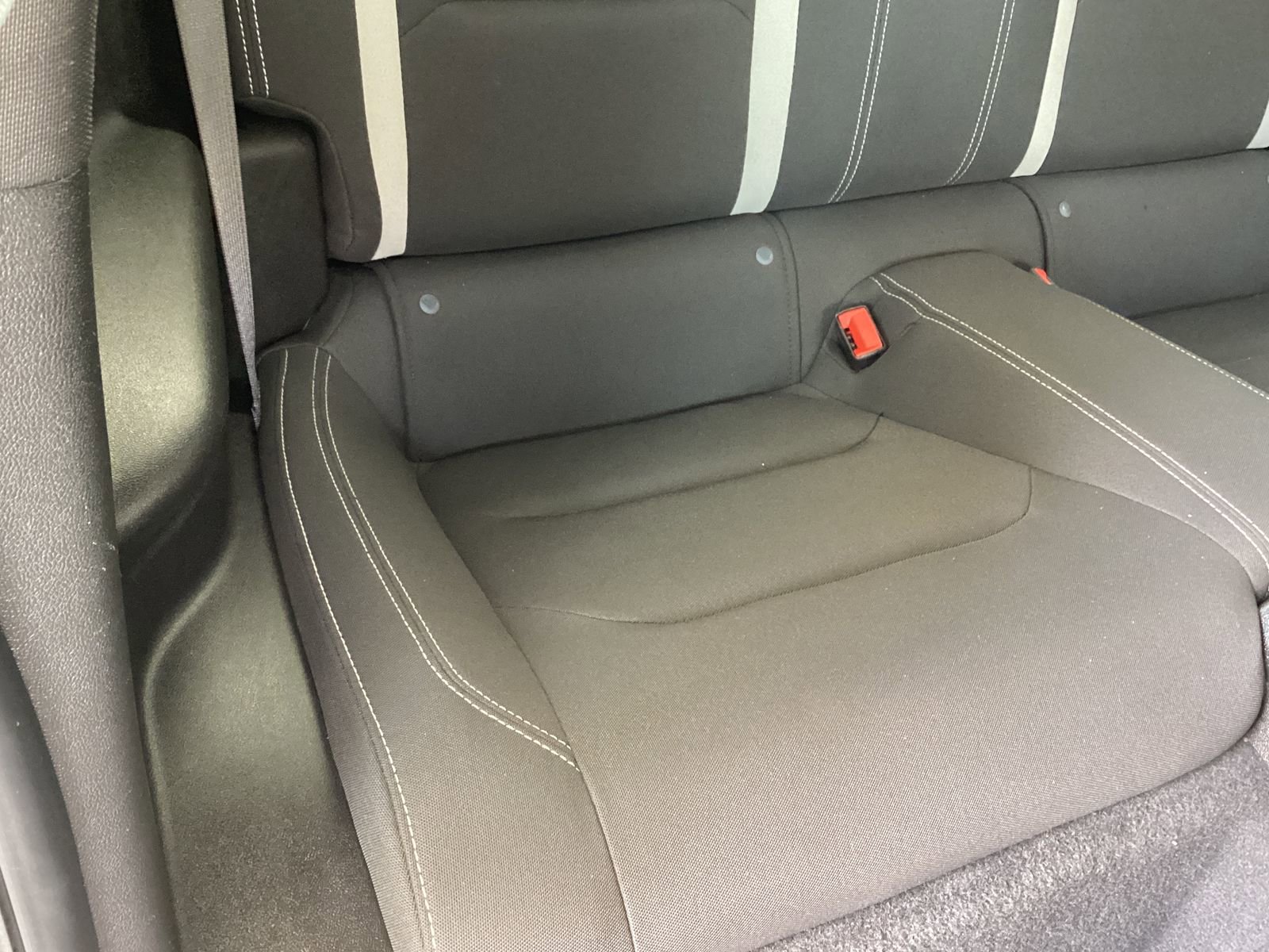 Used 2022 Chevrolet Camaro LT image 22