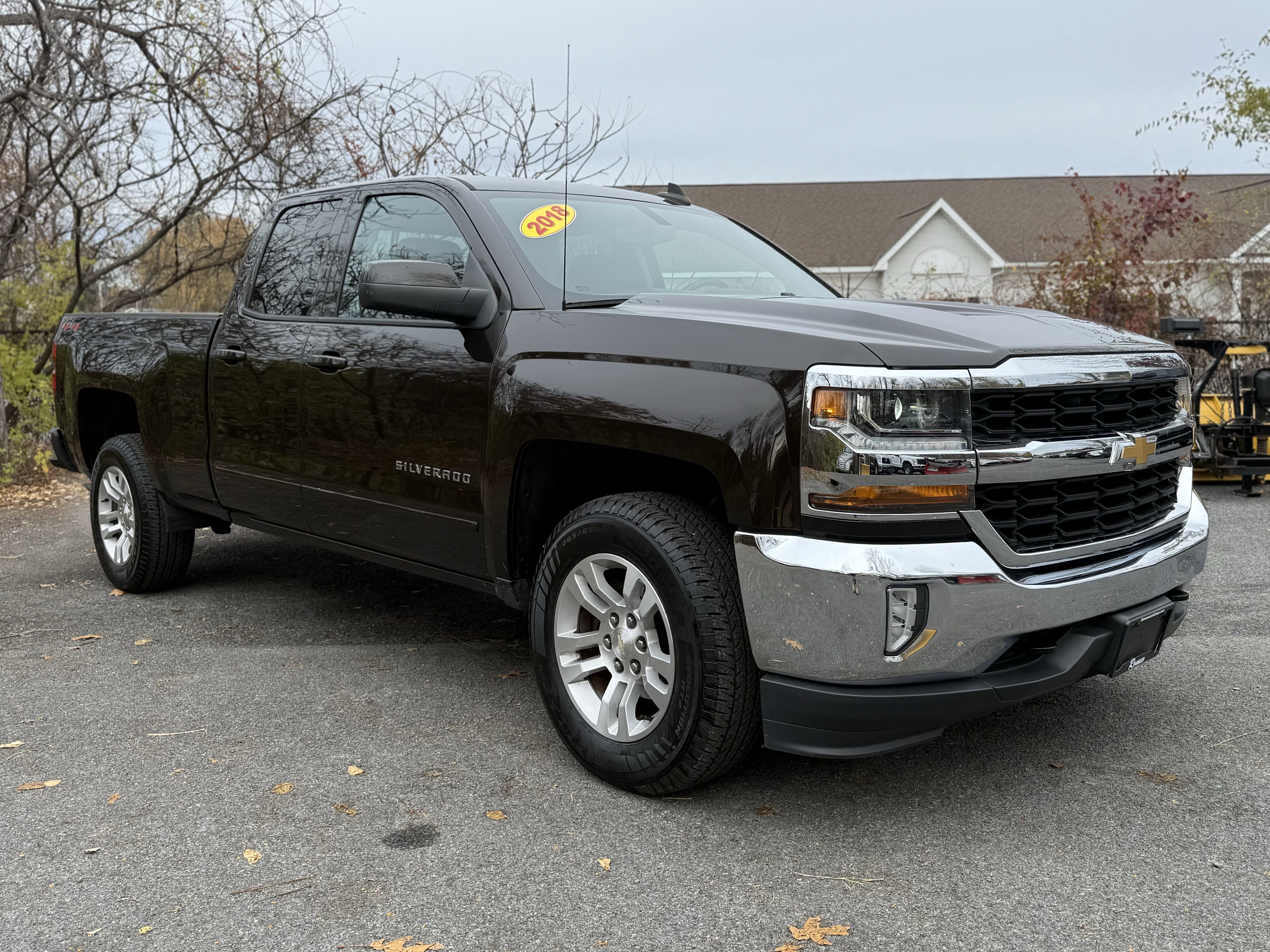 Used 2018 Chevrolet Silverado 1500 LT w/ All Star Edition image 12