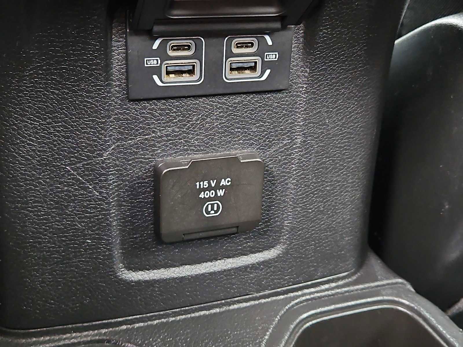 Used 2023 Jeep Gladiator Sport AWD/4WD image 21