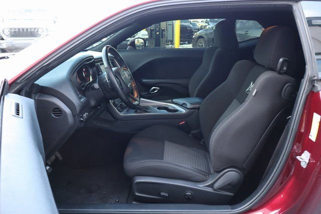 Used 2022 Dodge Challenger R/T Scat Pack w/ Driver Convenience Group RWD image 11